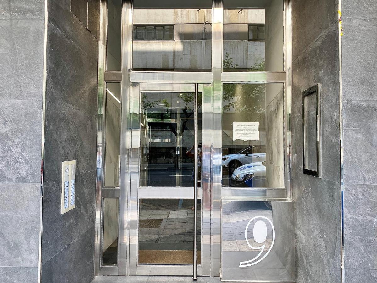 Housing Leon Marigold Apartment Ngoại thất bức ảnh